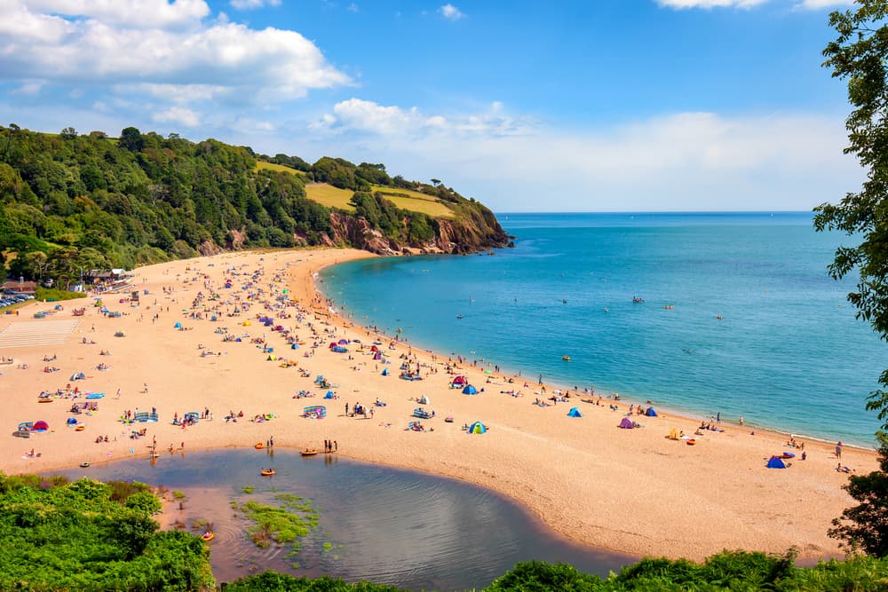 Minibus & Coach Hire Devon hero image