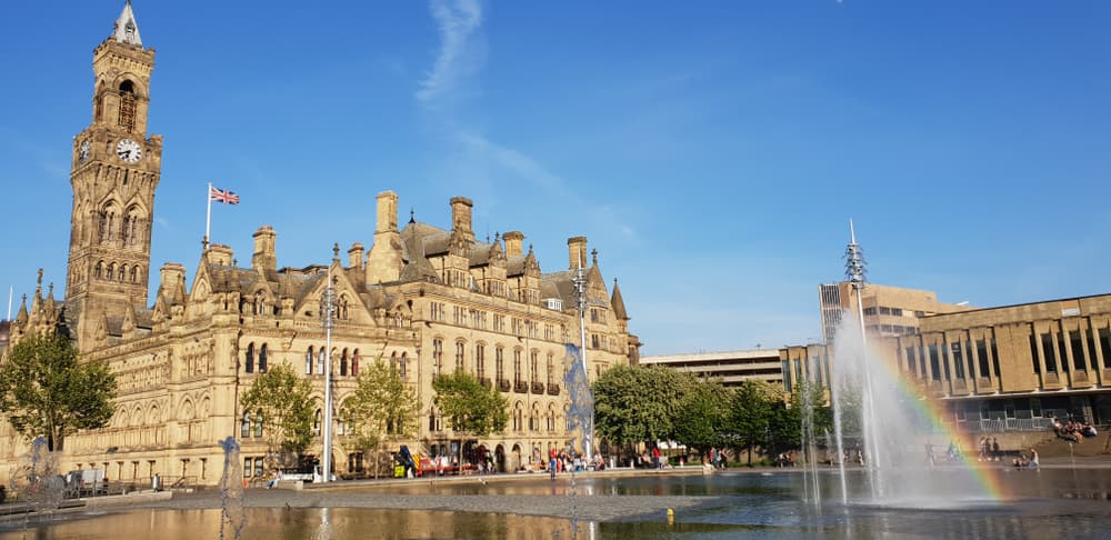 Minibus Hire Dewsbury hero image