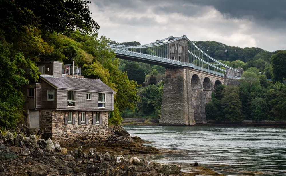 Minibus Hire & Coach Hire Wales hero image